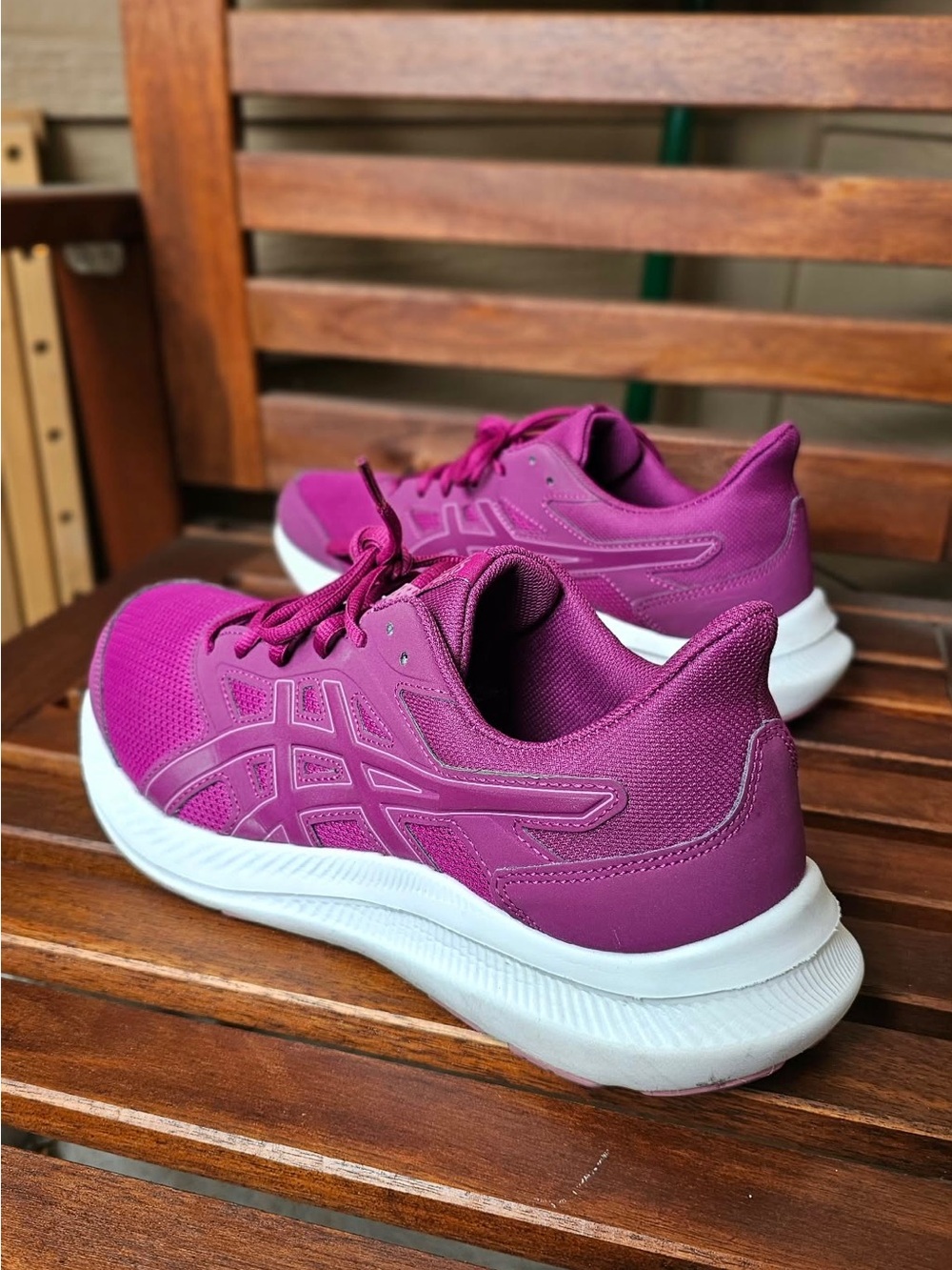 Asics Women’s size 10.5 - Picture 4 of 6